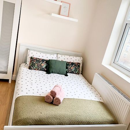 Lovely 3 Bed Apartment In The City Of Лондон Экстерьер фото